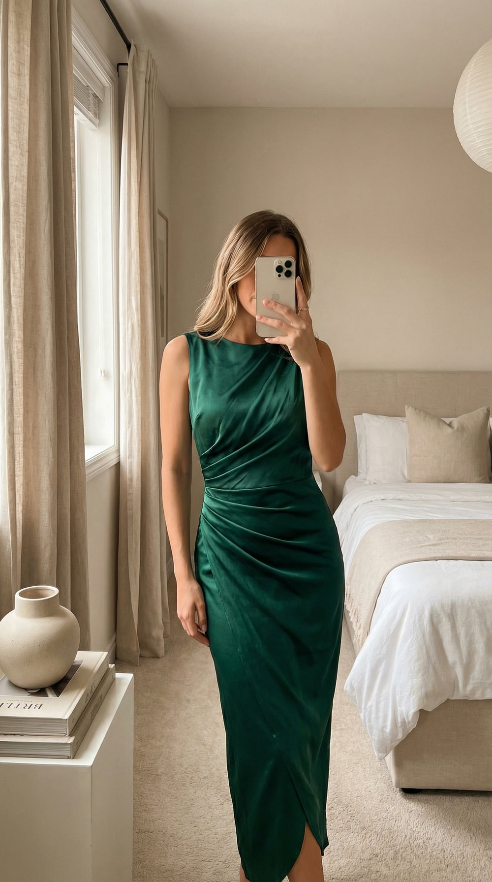 <h2>Worn by 15.000 women worldwide</h2><h2></h2><h2></h2>